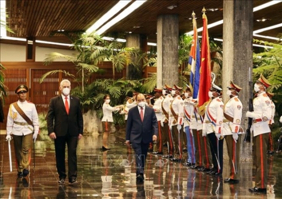 2 Chu Tich Cuba Miguel Diaz Canel Chu Tri Le Don Chu Tich Nuoc Nguyen Xuan Phuc