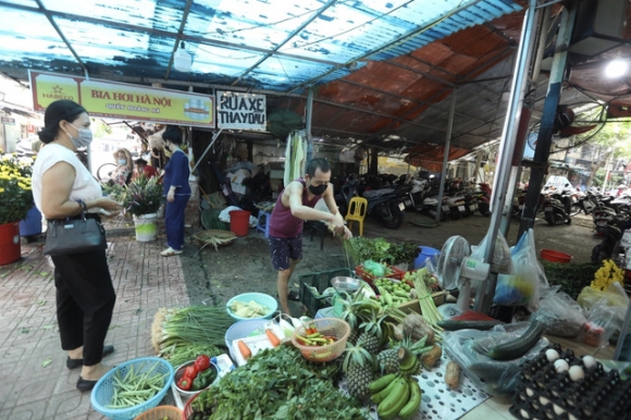 3 Noi Long Gian Cach Nguoi Dan Ha Noi Mua Ban Vui Nhu Tet