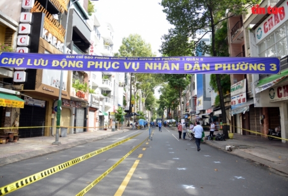 1 Cho Luu Dong Dau Tien Ap Dung The Xanh Covid 19 O Thanh Pho Ho Chi Minh