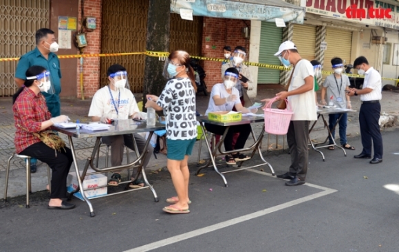 3 Cho Luu Dong Dau Tien Ap Dung The Xanh Covid 19 O Thanh Pho Ho Chi Minh