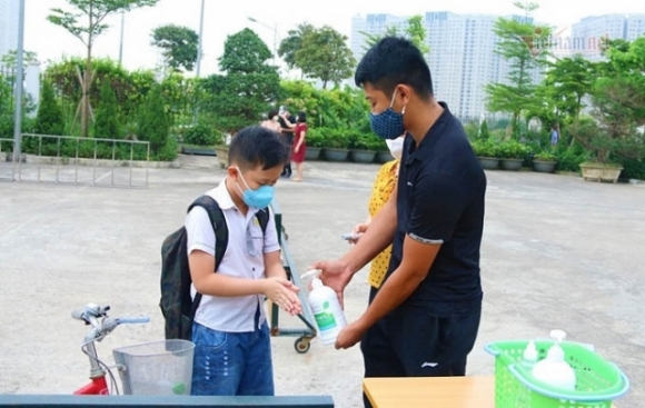 1 Ha Noi Da Co Kich Ban Cho Hoc Sinh Vung Xanh Tro Lai Truong