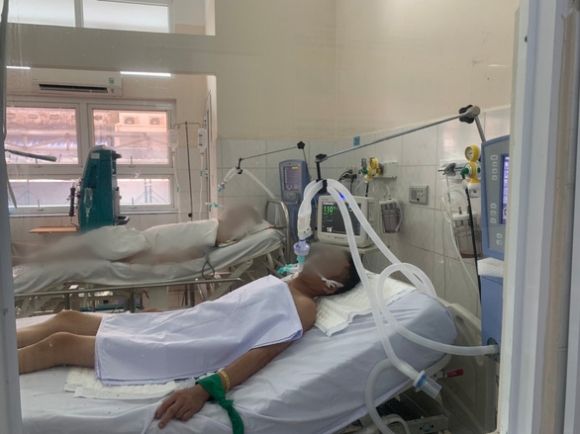 2 1 Thang 612 Nguoi Tai Tphcm Tu Vong Do Uong Ruou Cong Nghiep