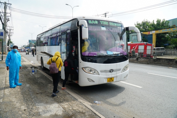 3 Hang Tram Ba Con Mien Tay Bat Dau Roi Tphcm Len Xe Tinh Minh Ve Que