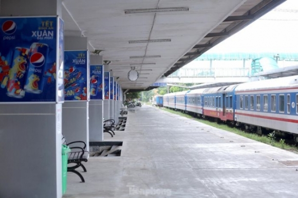 10 Ngay Dau Tien Ga Ha Noi Mo Ban Ve Tro Lai Cac Tuyen Tau Bac   Nam