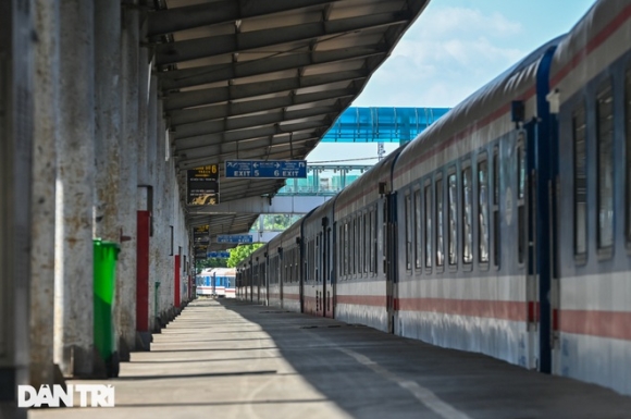 2 Ha Noi Mo Cua Don Doan Tau Khach Dau Tien Den Tu Hai Phong