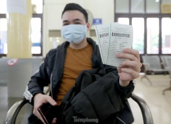 8 Ngay Dau Tien Ga Ha Noi Mo Ban Ve Tro Lai Cac Tuyen Tau Bac   Nam