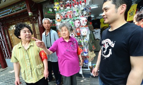 1 Cu Dan Mot Quan Trung Quoc Duoc Vi Nhu Sieu Tinh Bao