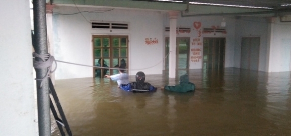 1 Quang Ngai Di Doi Hon 2500 Dan Trong Dem Mien Nui Sat Lo Chia Cat