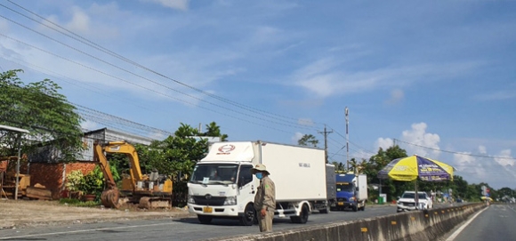 1 Bac Lieu Nguoi Chua Tiem Vac Xin O Vung Cam Do Khong Duoc Ra Duong