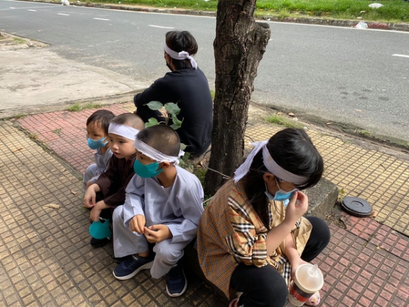 3 Hinh Anh Chua Tung Cong Bo Sau 1 Thang Ca Si Phi Nhung Qua Doi Cac Con Nuoi Bo Vo Doi Tang Nhin Chau Ngoai Ma Chanh Long