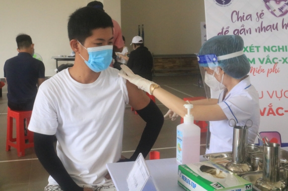1 Tphcm Tiem Ngay Vac Xin Cho Nguoi Tiem Chua Du Mui Tro Ve Tu Tinh Thanh Khac