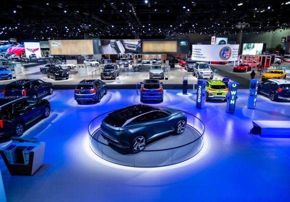 1 Los Angeles Auto Show 2021 Vinfast Buoc Ra The Gioi Tu Dai Ban Doanh Cua Tesla