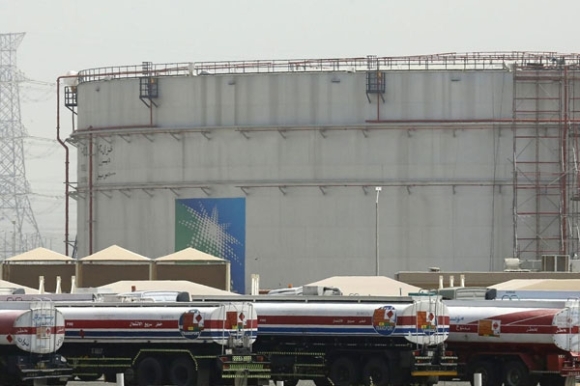 2 Nga Va Opec Gat Phang Loi Keu Goi Tang San Luong Cua My