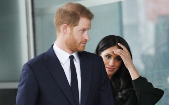 1 Meghan Cam Nin Khi Bi Dan My La O Bi Yeu Cau Giu Chung Muc Trong Khi Harry Cung Roi Vao Tinh Canh Dang Xau Ho