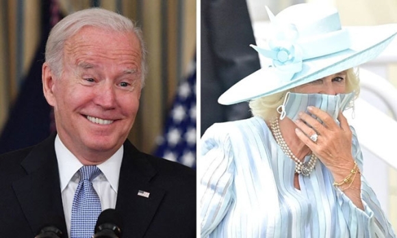 1 Tong Thong Biden Gap Tinh Huong Xau Ho Khi Tro Chuyen Voi Ba Camilla
