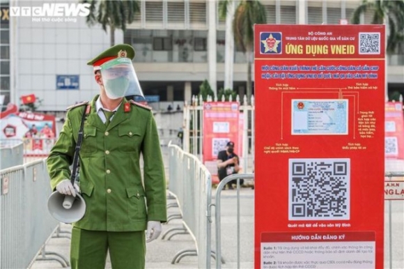 10 Nguoi Ham Mo Den My Dinh Tiep Suc Tuyen Viet Nam Dau Nhat Ban