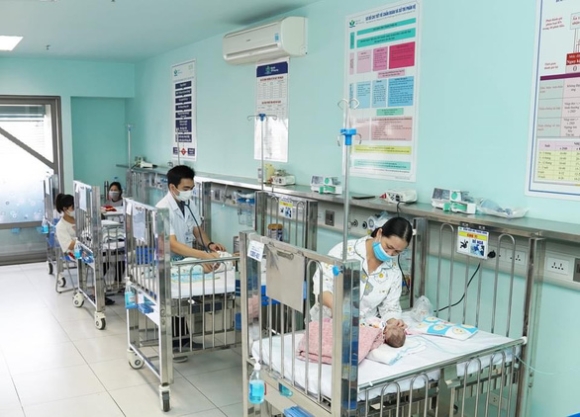 1 Canh Bao Benh Viem Duong Ho Hap Do Virus Trong Giai Doan Giao Mua