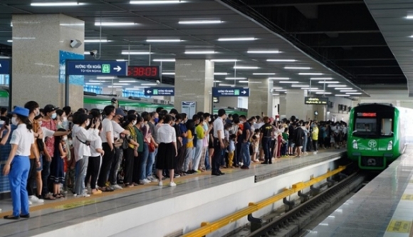 1 Sau 5 Ngay Van Hanh Tau Cat Linh   Ha Dong Cho Mien Phi Hon 132000 Luot Khach