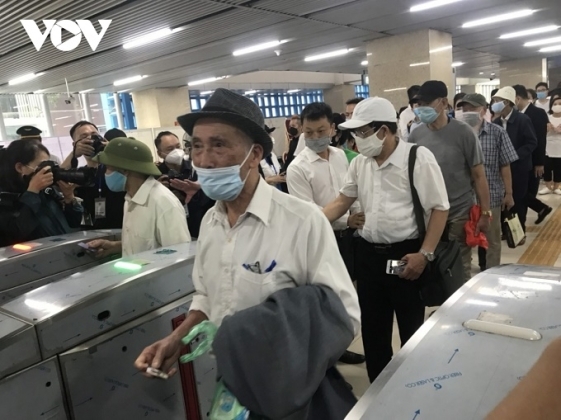 2 Sau 5 Ngay Van Hanh Tau Cat Linh   Ha Dong Cho Mien Phi Hon 132000 Luot Khach