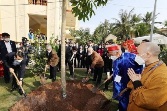 8 Tong Bi Thu Du Ngay Hoi Dai Doan Ket Toan Dan Toc Tai Ha Noi