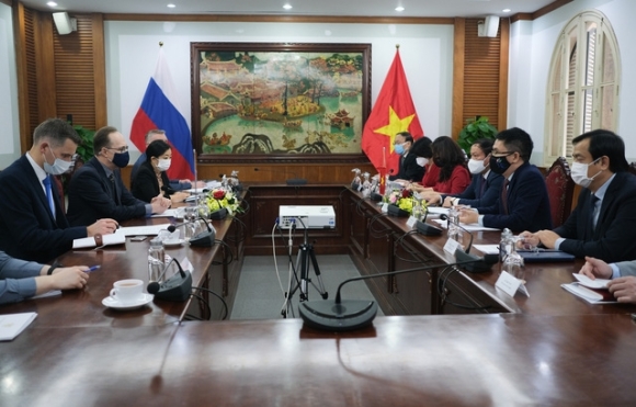 1 Bo Truong Nguyen Van Hung Van Hoa Nga Co Suc Anh Huong To Lon Den Nhieu The He Nguoi Dan Viet Nam
