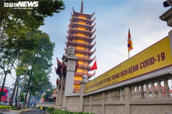 10 Xuc Dong Dai Le Ky Sieu Tuong Niem Dong Bao Qua Doi Vi Covid 19
