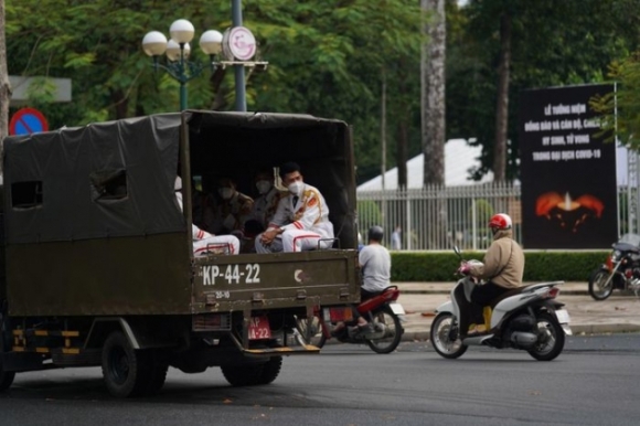 3 Tp Ho Chi Minh Tat Ca San Sang Cho Le Tuong Niem Nan Nhan Mat Vi Covid 19