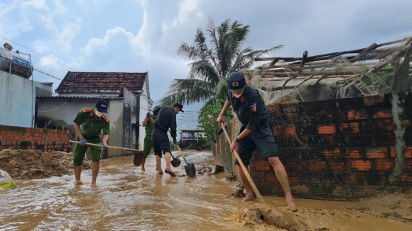 5 Khac Phuc Hau Qua Sat Lo Kinh Hoang O Nui Cam Thay Bo Doi Den Ca Xom Ai Cung Mung