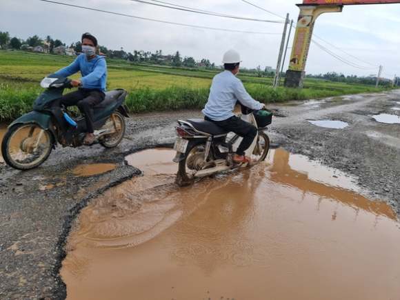 4 Muon Duong Thi Cong Cao Toc Da Nang   Quang Ngai Duong Nat Ma Khong Chiu Sua