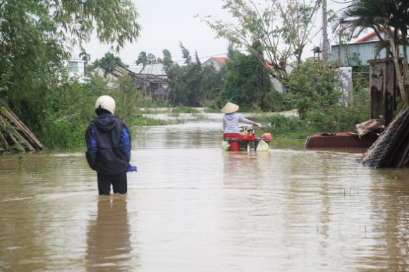 3 Nhieu Khu Vuc O Quang Nam Ngap Sau Dan Dung Ghe Di Lai