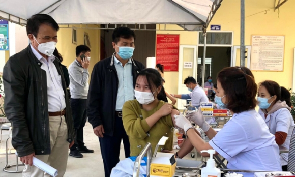 2 Hon 120 Tre Nhap Vien Sau Tiem Thanh Hoa Dung Lo Vaccine