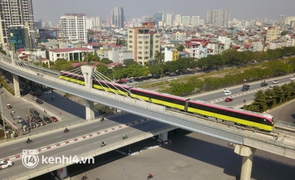 11 Chay Thu Tau Metro Nhon   Ga Ha Noi Toc Do Toi Da 80kmh