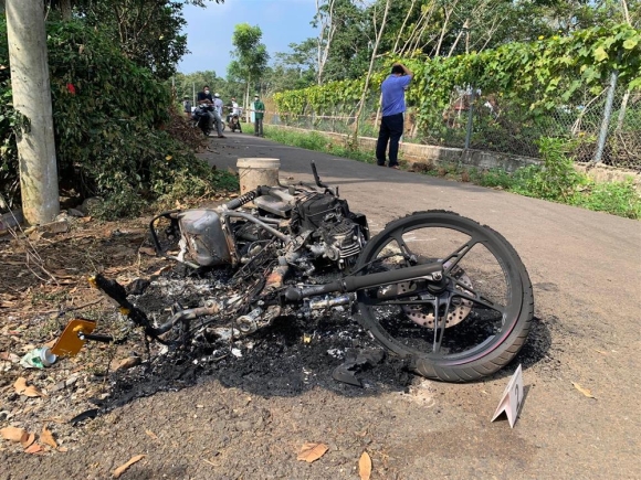 1 Nghi An Chan Dong Ba Ria   Vung Tau Co Gai 17 Tuoi Bi Dot Xac Cung Xe May