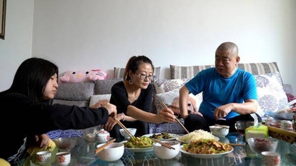 4 Dong Lanh Vo Voi Loi Hen Uoc Doan Tu Sau 30 Nam Nguoi Chong Chung Tinh Bat Ngo Co Cu Quay Xe Gay Chung Hung