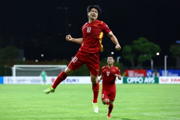 1 Quang Hai Va Cong Phuong Ghi Ban Tuyen Viet Nam De Bep Malaysia
