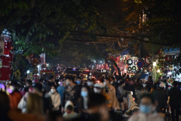 3 Ha Noi Xay Dung Kich Ban 3000 Ca Nhiem Covid 19 Moi Ngay