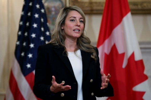 1 Ngoai Truong Mac Covid 19 Canada Tuyen Chien Voi Virus