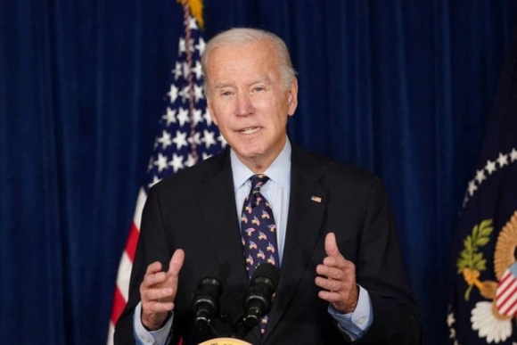 1 Ong Biden Ky Luat Cam Nhap Khau Tu Tan Cuong Trung Quoc Gian Du Dap Tra