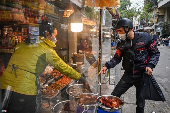 3 Ha Noi Vang Ve Khi Nhieu Quan Trung Tam Dung Ban Hang An Uong Tai Cho