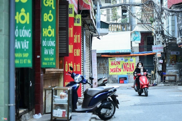 7 Ha Noi Vang Ve Khi Nhieu Quan Trung Tam Dung Ban Hang An Uong Tai Cho