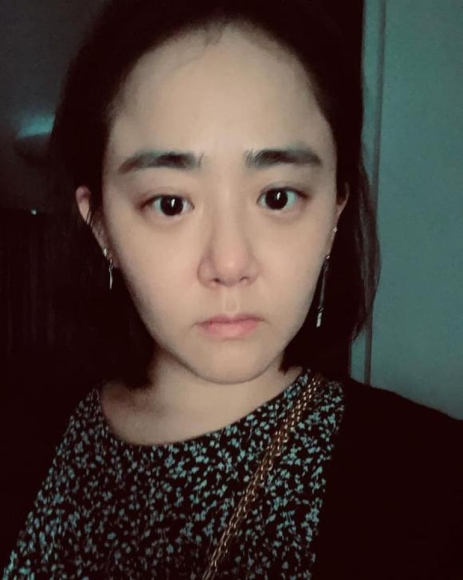 11 Benh Tat Khien Em Gai Quoc Dan Moon Geun Young Tro Nen Khac La