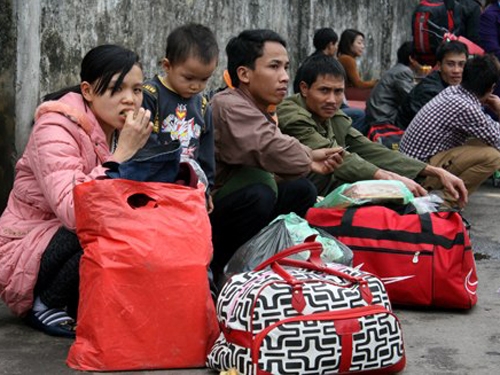 1 Nhieu Tinh Khong Han Che Nguoi Ve Que Don Tet