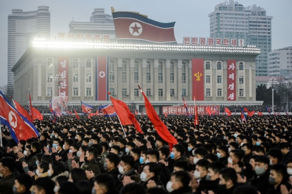 4 Bien Nguoi Trieu Tien Ung Ho Ong Kim Jong Un Nang Cao Nang Luc Quan Su