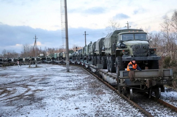 1 Tau Cho Hai Su Doan S 400 Nga Ram Rap Huong Ve Bien Gioi Belarus