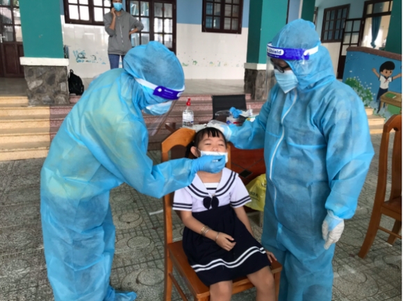 4 Tin Sang 23 1 So Ca Covid 19 Chuyen Nang Phan Lon Chua Tiem Vac Xin