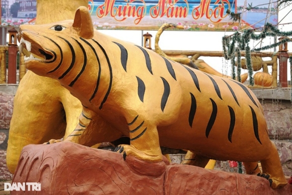 1 Trau Ngao Ngo Ho Lai Heo Quay Vi Sao Nam Nao Cung Cuoi Ra Nuoc Mat