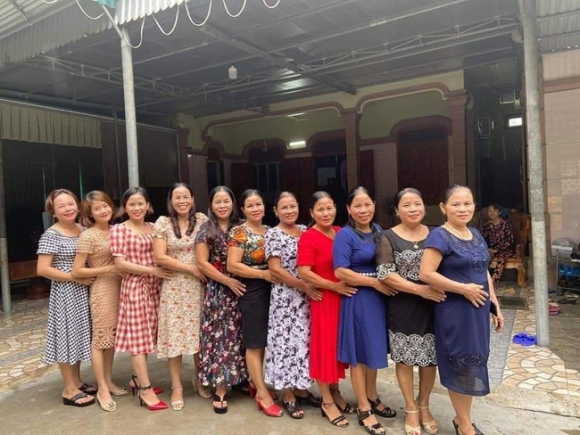3 1 Gia Dinh Co Toi 19 Nguoi Con Trong Do Co 14 Cong Chua