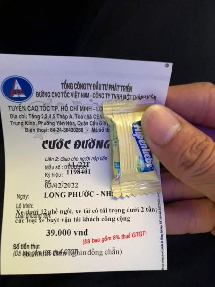2 Tram Thu Phi Thoi Keo Thay Tien Le Vay Toi Tra Tien Phi Bang Keo Duoc Khong