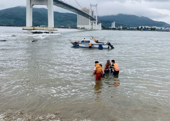1 Dang Tim Kiem Nguoi Nhay Cau Thuan Phuoc Lai Co Nguoi Nhay Cau Tu Tu