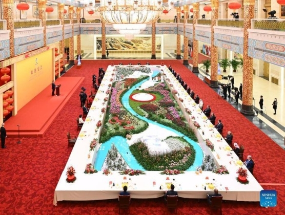 17 Ben Trong Quoc Yen Chao Don Khach Quy Du Olympic Bac Kinh Cua Ong Tap Can Binh